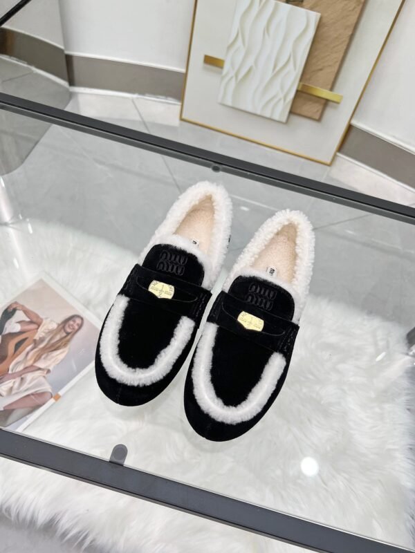 miumiu Autumn/Winter Pure Wool Loafers