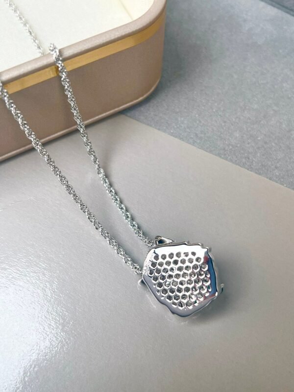 Boucheron cat necklace white diamonds set in white gold