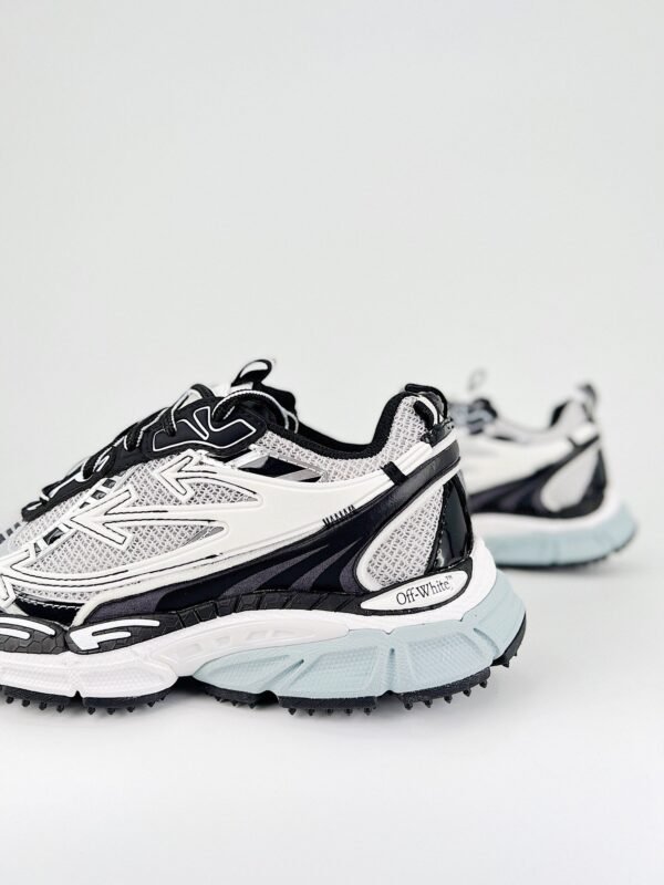Off-White C/O VirGil Abloh sneaker