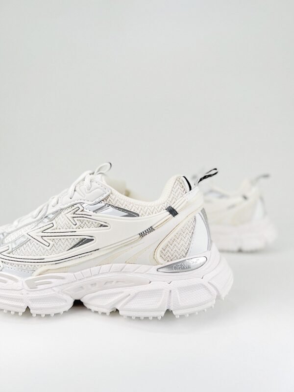Off-White C/O VirGil Abloh sneaker