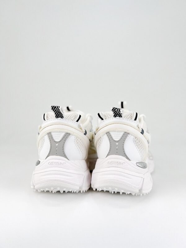 Off-White C/O VirGil Abloh sneaker