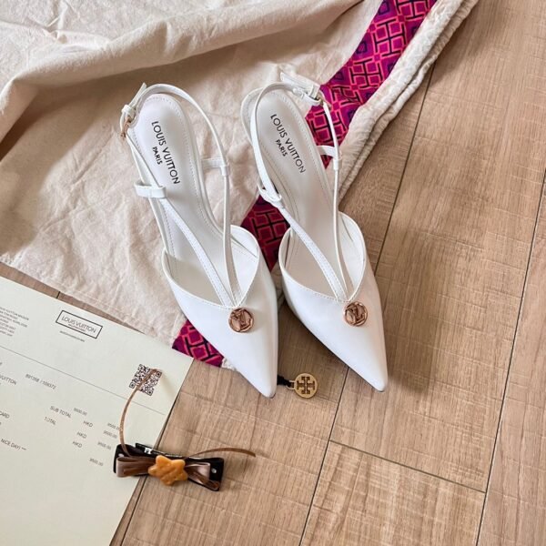 Louis Vuitton  24SS-V buckle hollow high-heeled sandals