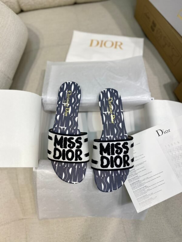 MissDior25 years early spring and summer latest slippers 34-42