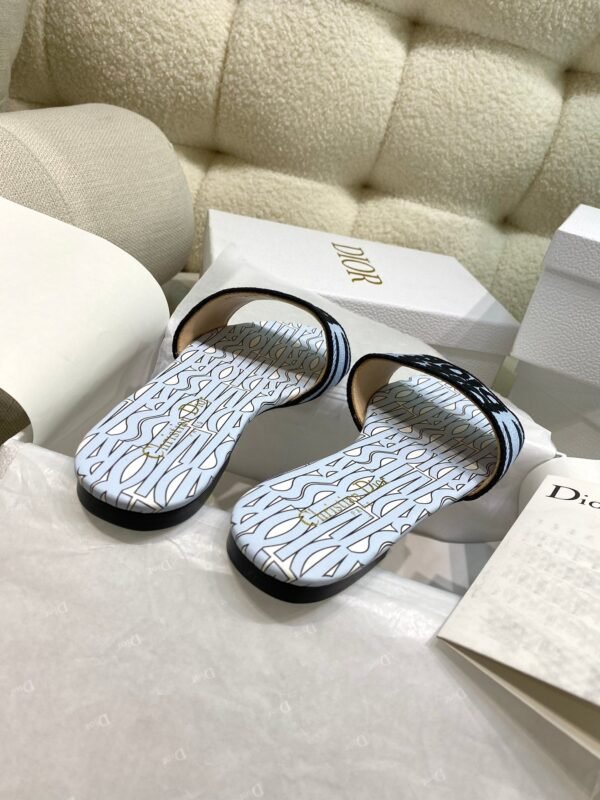 MissDior25 years early spring and summer latest slippers 34-42