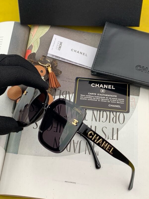 CHANEL sunglasses