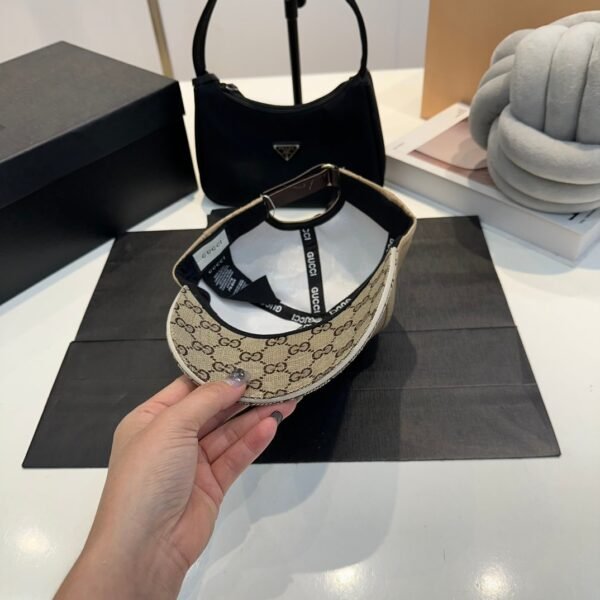 GUCCI new baseball cap