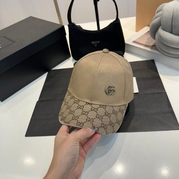 GUCCI new baseball cap