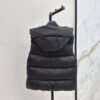 MaxMara The latest autumn and winter simple hooded down vest H version design