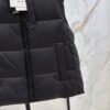 MaxMara The latest autumn and winter simple hooded down vest H version design