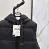 MaxMara The latest autumn and winter simple hooded down vest H version design