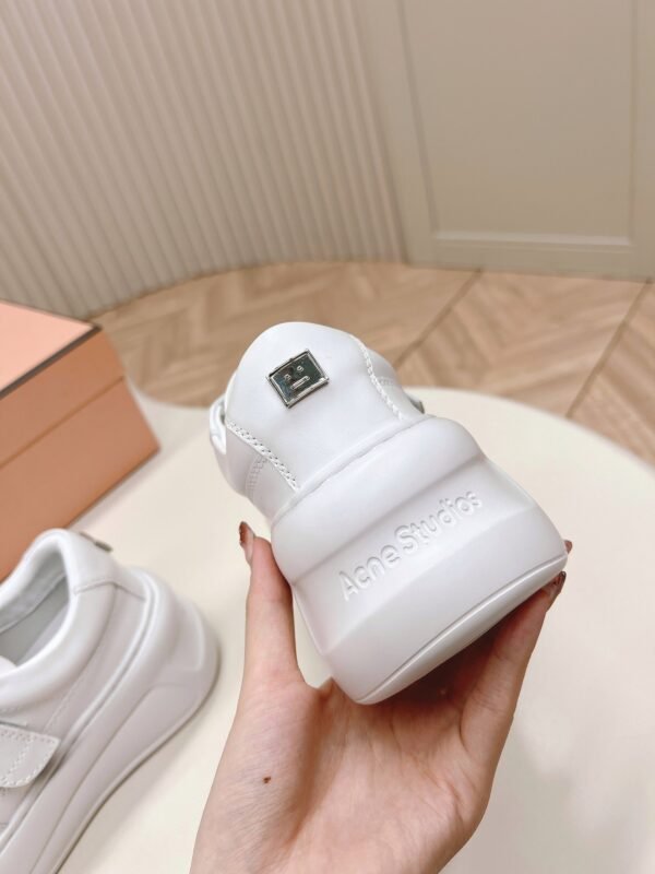 Acne Studios thick-soled Velcro smiley face white sneakers