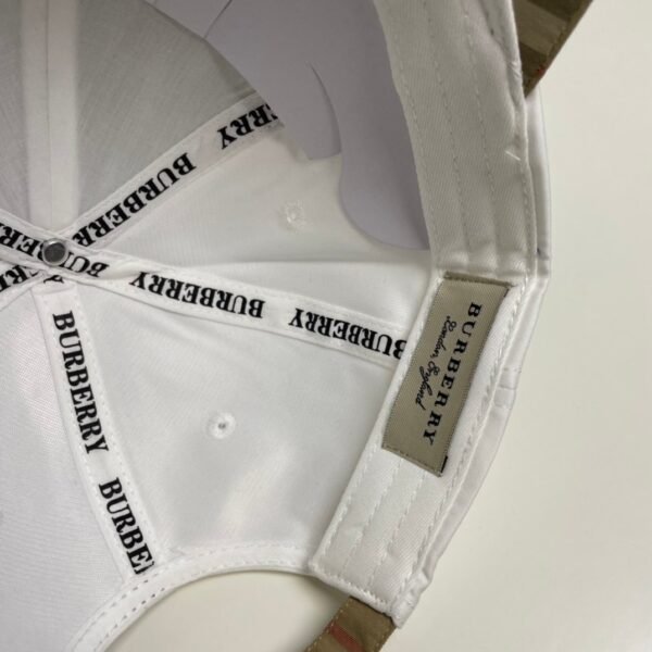 Burberry baseball cap