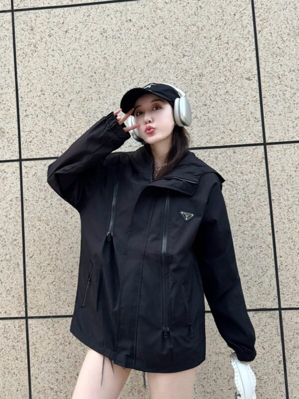 PRADA 24SS new hooded jacket