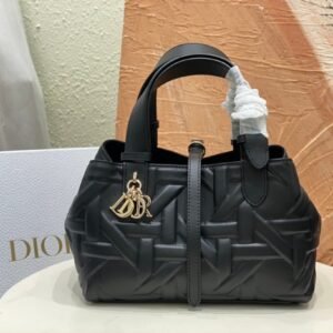Dior Toujours handbag official website 1:1 material advanced version 23 × 15 × 15cm