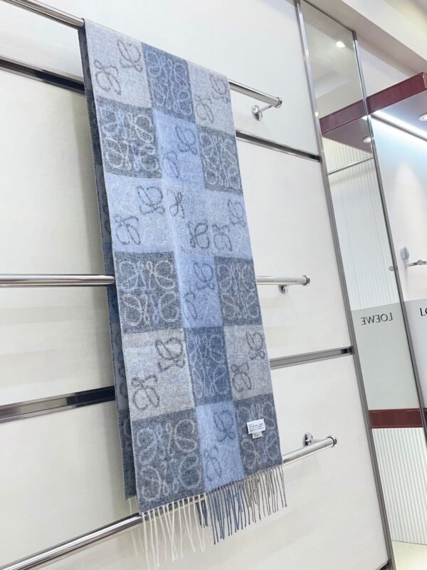 LOEWE Official website 1:1 scarf 40x200cm