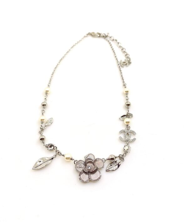 Chanel Camellia series necklace