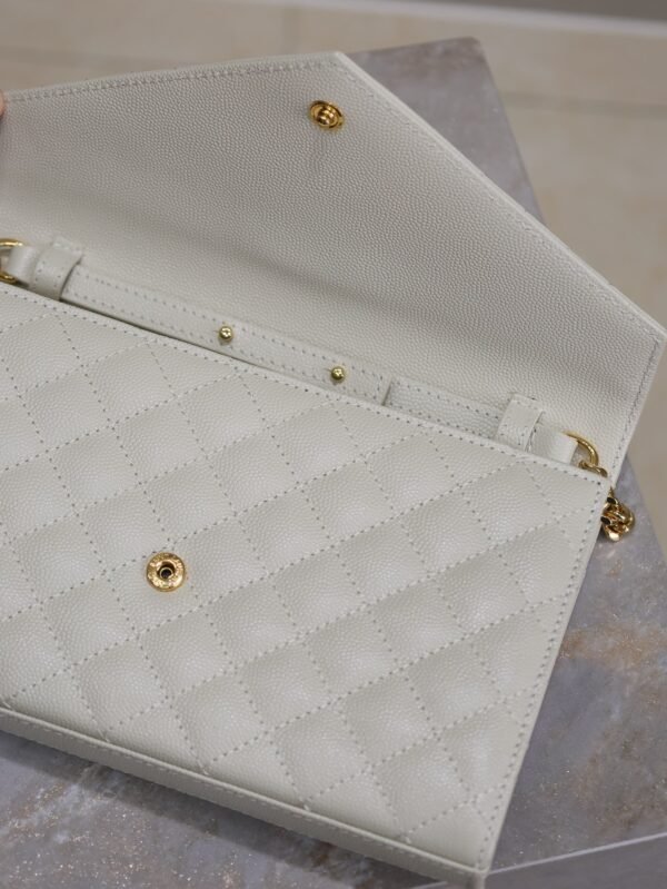 YSL BAG Envelope_Caviar Grain Envelope