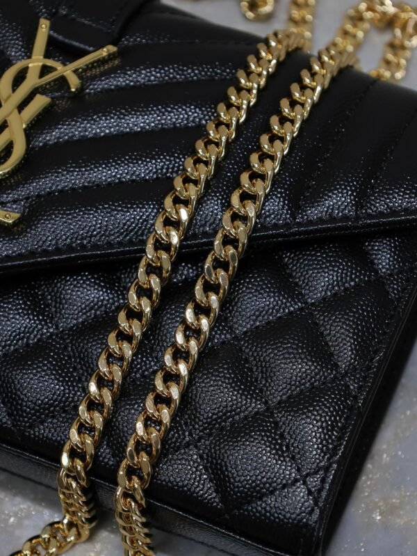 YSL BAG Envelope_Caviar Grain Envelope