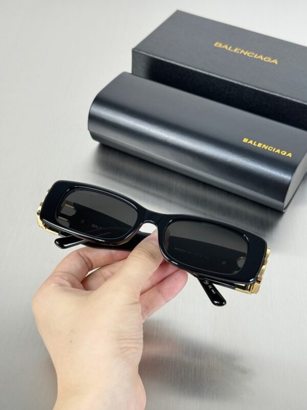Balenciaga sunglasses retro flat frame