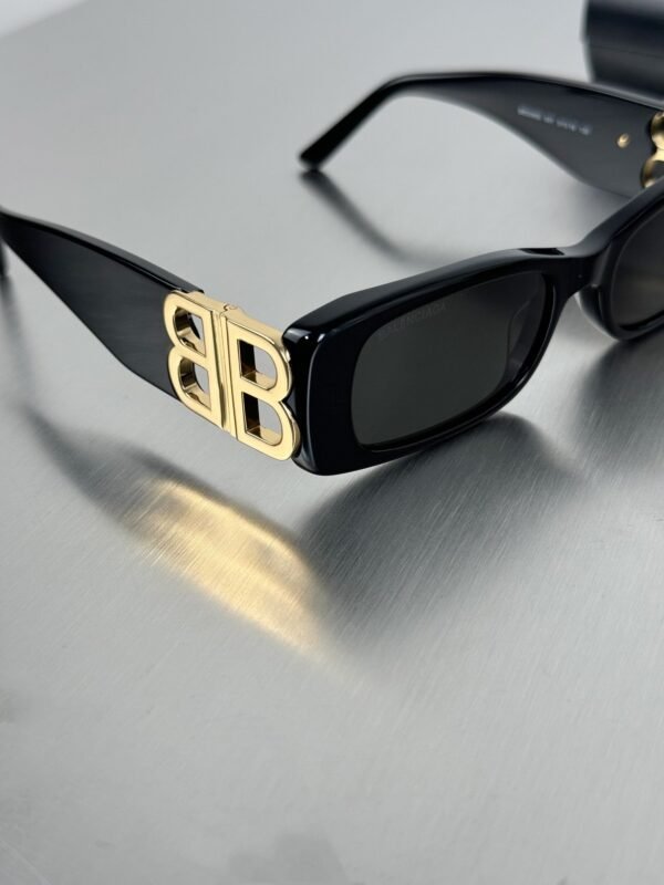 Balenciaga sunglasses retro flat frame
