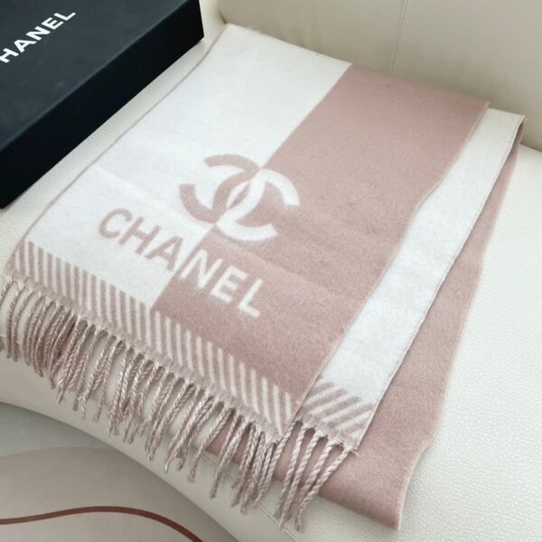 Chanel scarf 184x34cm