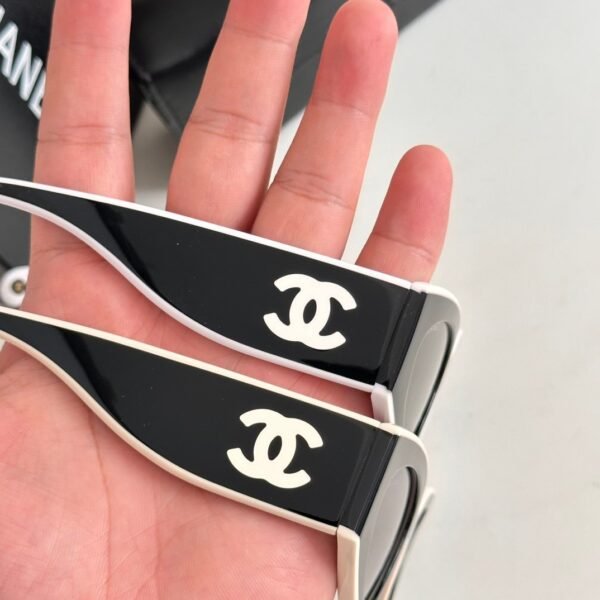 Chanel Sunglasses Luxury Edition Size: 56-17-147