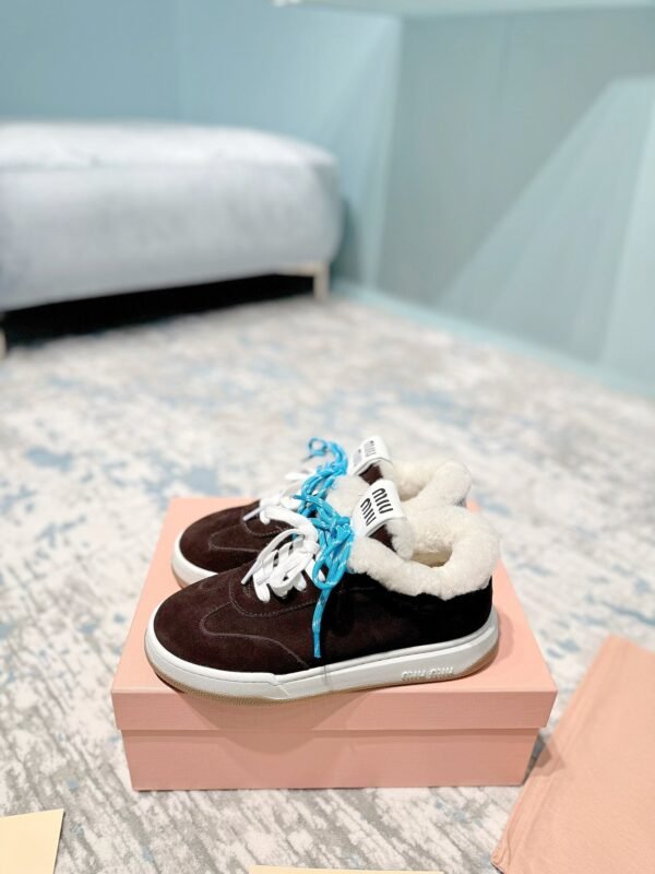 miumiu original cowhide upper wool lining high-end shoes