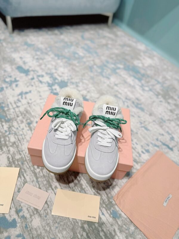 miumiu original cowhide upper wool lining high-end shoes