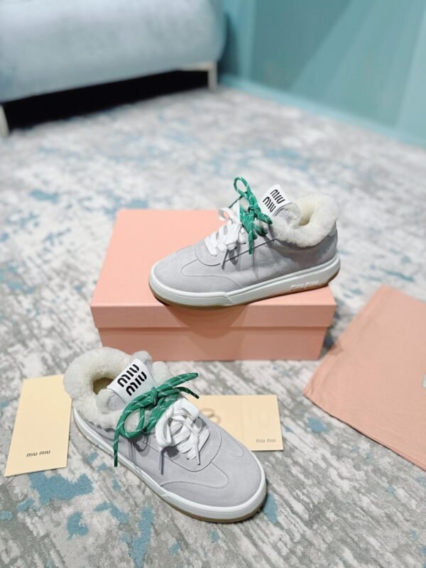 miumiu original cowhide upper wool lining high-end shoes