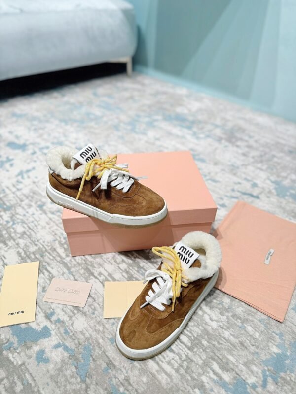 miumiu original cowhide upper wool lining high-end shoes