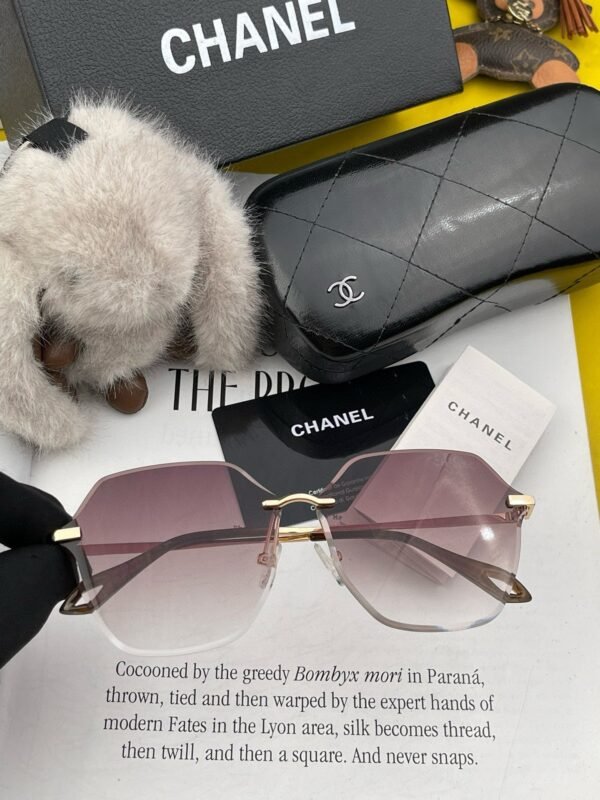 CHANEL polarized glasses
