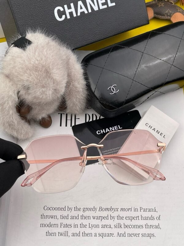 CHANEL polarized glasses