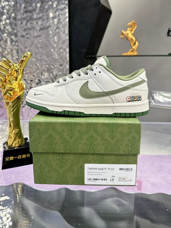 Gucci & Nike Dunk SB Series GREEN BLUE