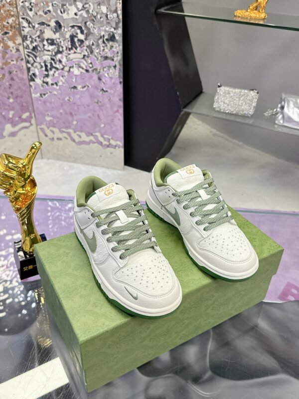 Gucci & Nike Dunk SB Series GREEN BLUE