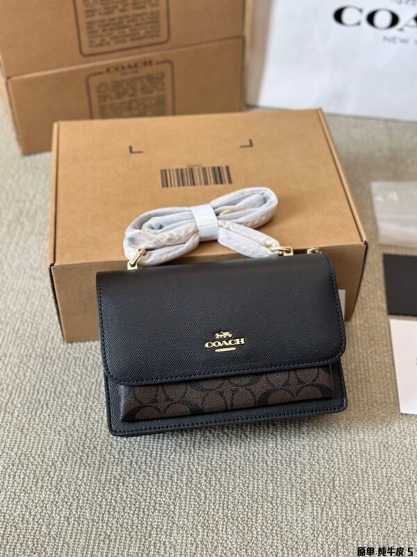 Coach Top quality genuine leather version Flap small square bag