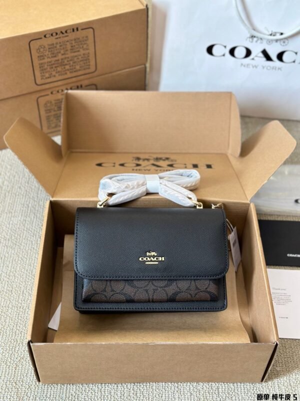 Coach Top quality genuine leather version Flap small square bag