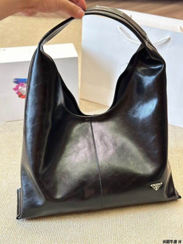 PRADA Soft leather shoulder bag cowhide material