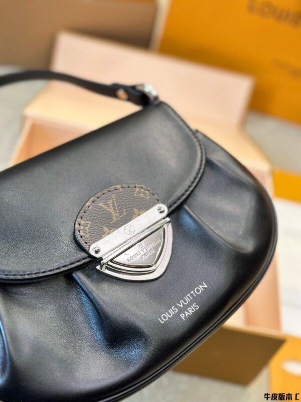 Louis Vuitton new bag, premium cowhide version