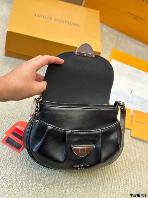 Louis Vuitton new bag, premium cowhide version