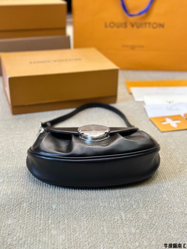 Louis Vuitton new bag, premium cowhide version