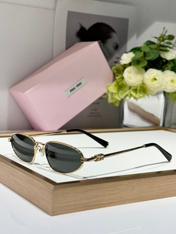 miumiu Sunglasses high-end version official website 1:1