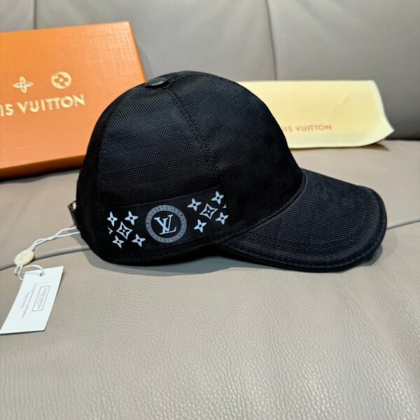 Louis Vuitton original single checkerboard baseball cap