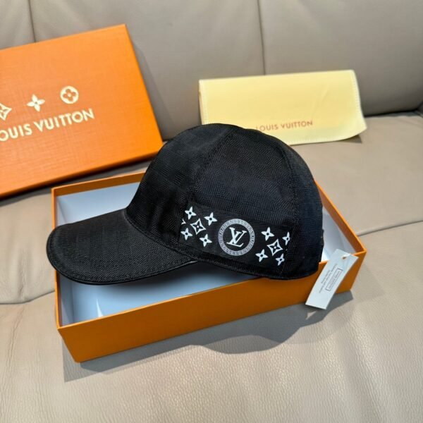 Louis Vuitton original single checkerboard baseball cap