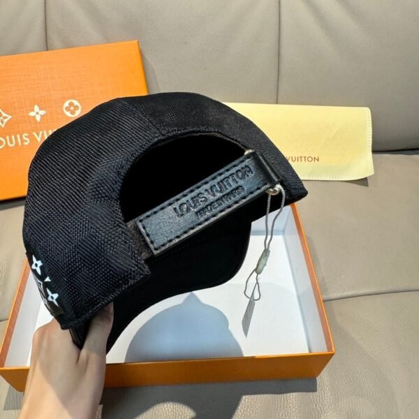 Louis Vuitton original single checkerboard baseball cap