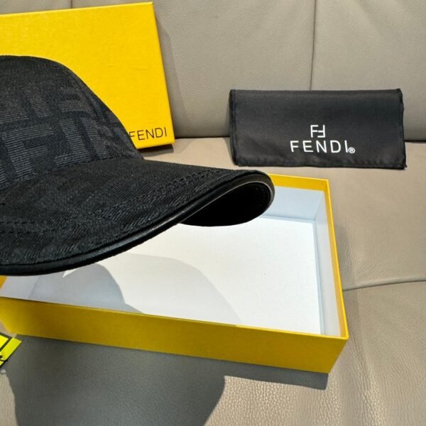 FENDI original single baseball cap