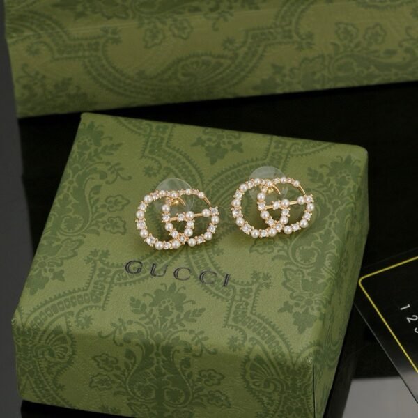 Gucci pearl earrings
