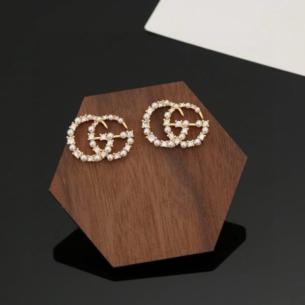 Gucci pearl earrings