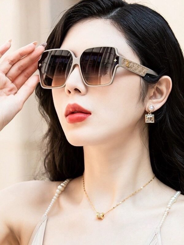 Louis Vuitton’s new women’s square sunglass