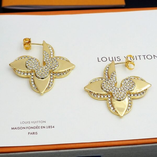 LV Medaillon flowers plants earrings