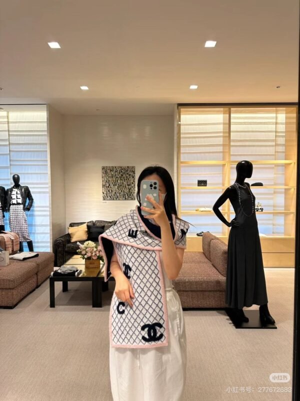Chanel counter new scarf